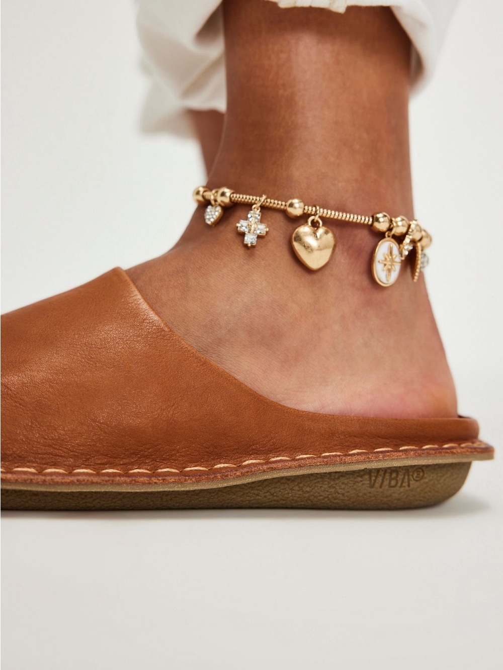 VIBAe  Saint Tropez Slip-On Mule in Cognac Brown Leather size 9 - Picture 2 of 10